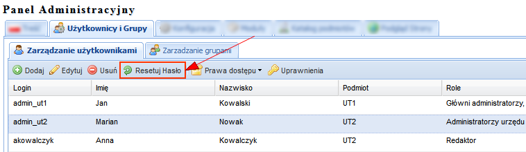 Usuń lub Przywróć przycisk aktywny jest po wskazaniu pozycji na liście użytkowników, użycie spowoduje zmianę statusu konta użytkownika na nieaktywny/aktywny (użytkownik, którego konto będzie