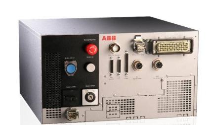 Roboty ABB sterowanie IRC5 Wszystkie roboty ABB wyposażone są w innowacyjny system programowania IRC5 IRC5 wraz z językiem RAPID to intuicyjne programowanie i prosta obsługa Interfejs graficzny na