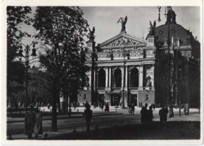 Teatr (Miejski) Wielki 1900-1939 W 1900 roku (obok budynku