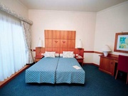 Oferta 1 Tunezja Monastir Przelot - Monastir 25.10.2012 08.11.2012 1560 PLN 3120 PLN* * Cena całkowita: Dorosły: 1560.00 PLN (22.10.1982) Dorosły: 1560.00 PLN (22.10.1982) Podróż tam: Wylot z: Warszawa do Monastir dnia: 25.