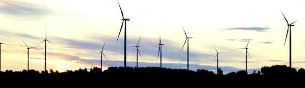 Problematykę energetyki wiatrowej reguluje obecnie w prawie unijnym dyrektywa Parlamentu Europejskiego i Rady 2009/28/WE z dnia 23 kwietnia 2009 r.