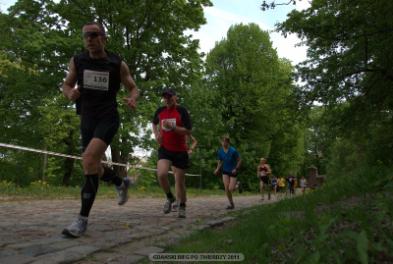 Bieg rozgrywany jest na terenie Twierdzy Gdańsk (Centrum Hewelianum i forty na Górze Gradowej). Trasa o długości 5 km wiedzie ścieżkami i alejkami na terenie twierdzy oraz otaczającego ją parku.