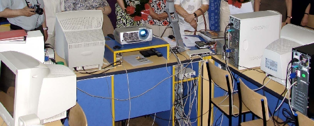 Uczymy się w 16 grupach komputerowych Budujemy psychiczną mobilność, zwiększamy naszą otwartość na to,