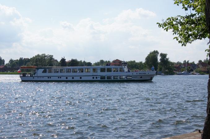 wycieczki: na Mazury i jednodniowy wyjazd na Litwę do Wilna (20.06. 25.06.2011r.).