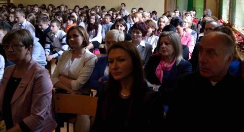 I o to przed Wami, drodzy czytelnicy, jej owoc pierwszy w tym roku numer szkolnej gazetki INNA. Zapraszamy do lektury! A co w numerze?