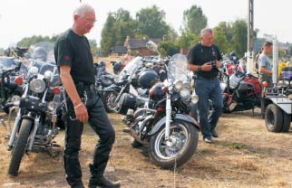 Twój Puls Tygodnia BARANÓW BRALIN KÊPNO ÊKA OPATOWSKA PERZÓW RYCHTAL TRZCINICA 17 Motocykle na rockowo P TNICY U ŒW.