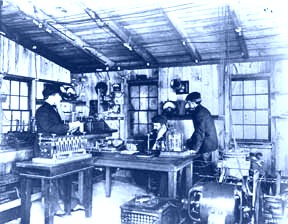 Modulacja amplitudy AM Reginald Fessenden 1900