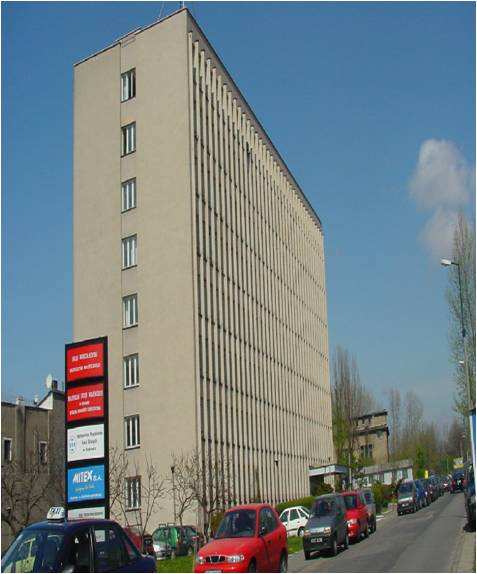 w Urzędzie Marszałkowskim Województwa Małopolskiego realizuje zadania z zakresu