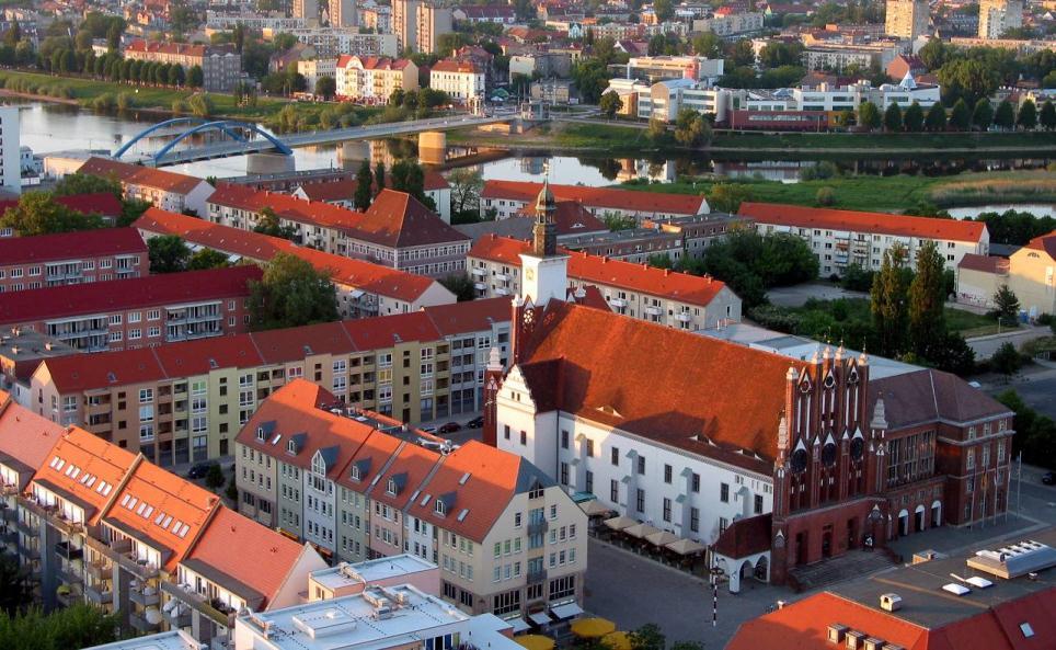Information des Oberbürgermeisters Frankfurt (Oder) und des Bürgermeisters Słubice zur Umsetzung der Beschlüsse aus der letzten gemeinsamen Sitzung der Stadtverordneten-versammlung am 11.12.