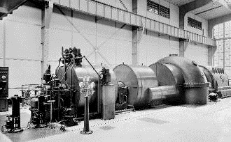 Historia oraz kluczowe elementy 1/2 Count Wallenstein założył pierwszy zakład inżynieryjny 1859 1869 Emil Škoda kupuje zakład Pierwsza turbina parowa 550 HP system Rateau 1904