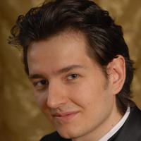 Aleksander Chuvpylo tenor Ukończył wokalny wydział na Uniwersytecie Muzycznym o imieniu Piotra Czajkowskiego National Music