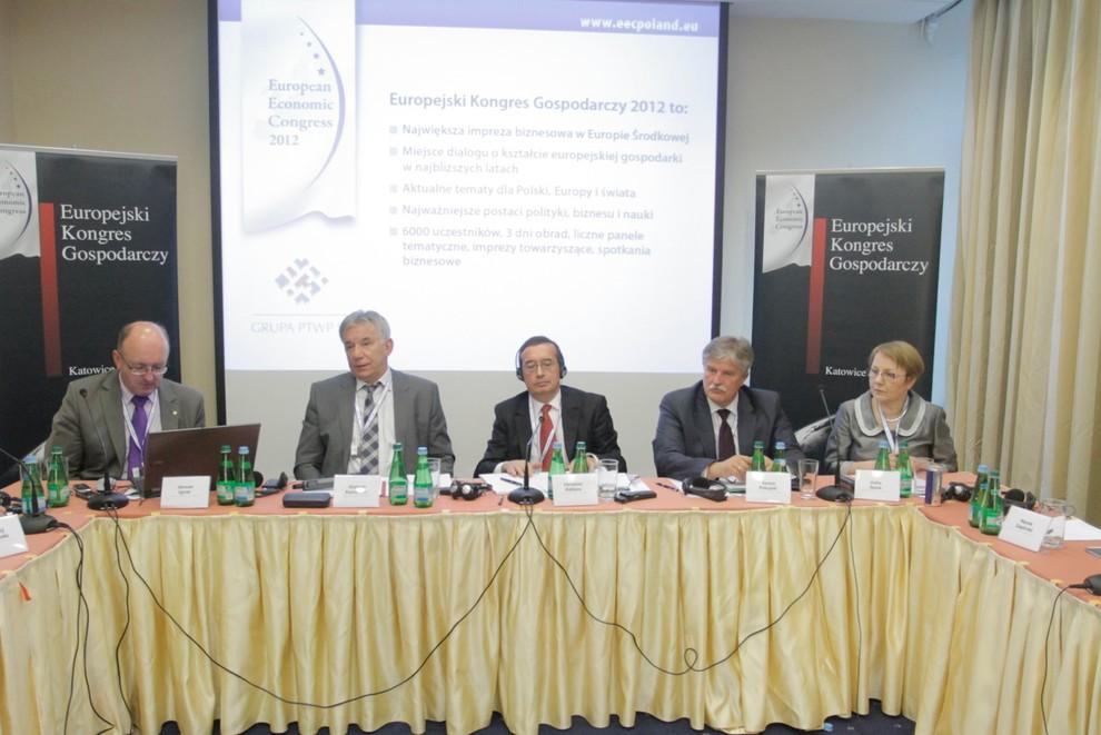 IV Europejski Kongres Gospodarczy Zrównoważone rolnictwo w UE (Katowice, maj 2012) Podczas panelu omówiono wiele ważnych tematów dla rolnictwa w Polsce jak i w całej Unii w ujęciu lokalnym jak i