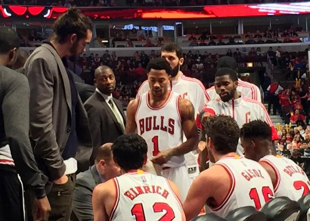 Czy w końcu odpalą trójkowicze? W czasie ostatnich draftów do Chicago wybierani byli zawodnicy, którzy w NCAA słynęli z rzutów z dystansu.