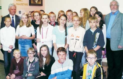 8 CZAJKÓW DORUCHÓW GRABÓW KOBYLA GÓRA KRASZEWICE MIKSTAT OSTRZESZÓW eszko³a - Cyfrowa Dzieciêca Encyklopedia Wielkopolan NIEDŸWIED WIEDŸ Zbli aj¹ siê do celu MIKSAT Kolejne absurdy mikstackiego