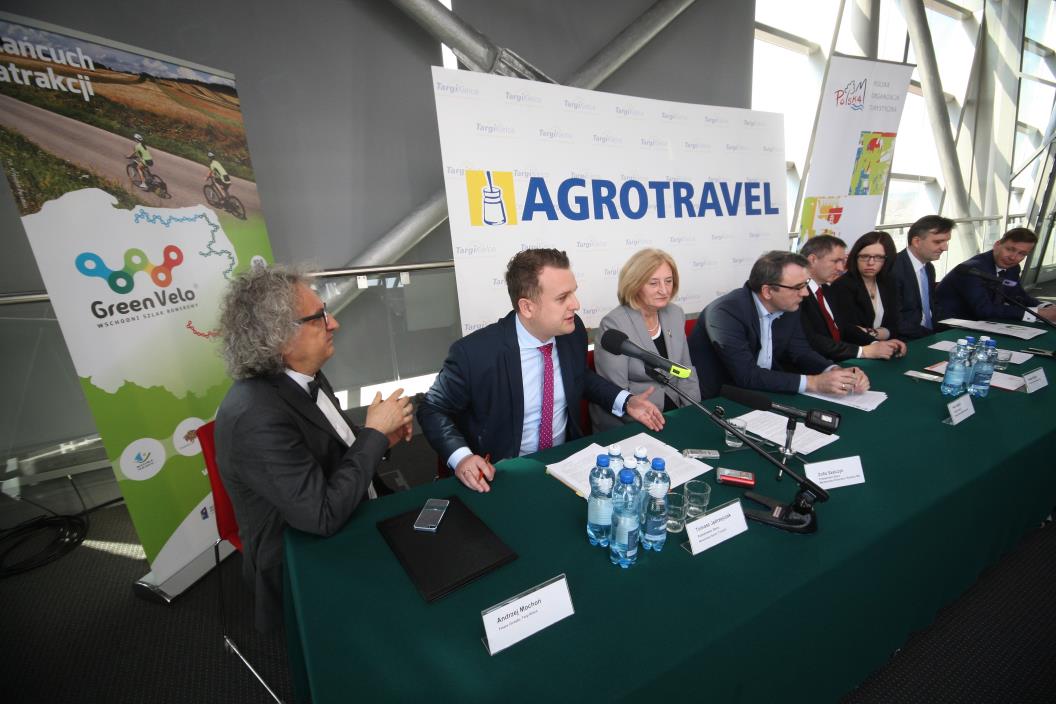 AGROTRAVEL 2015 Międzynarodowa konferencja Turystyka wiejska i agroturystyka nowe paradygmaty dla XXI wieku wydarzenie towarzyszące Targom AGROTRAVEL 2015 10 kwietnia 2015 r.