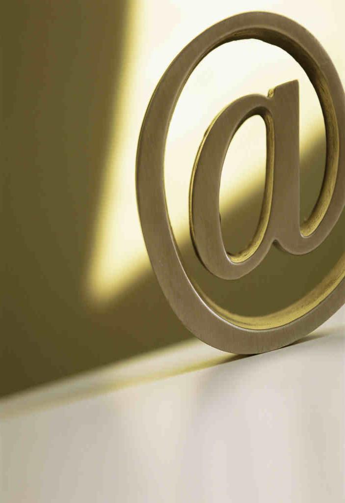 E-Marketing usług turystycznych Zalety wykorzystania Internetu: szerokie upowszechnianie informacji o danej marce, interaktywnośd, możliwośd szybkiej i elastycznej aktualizacji