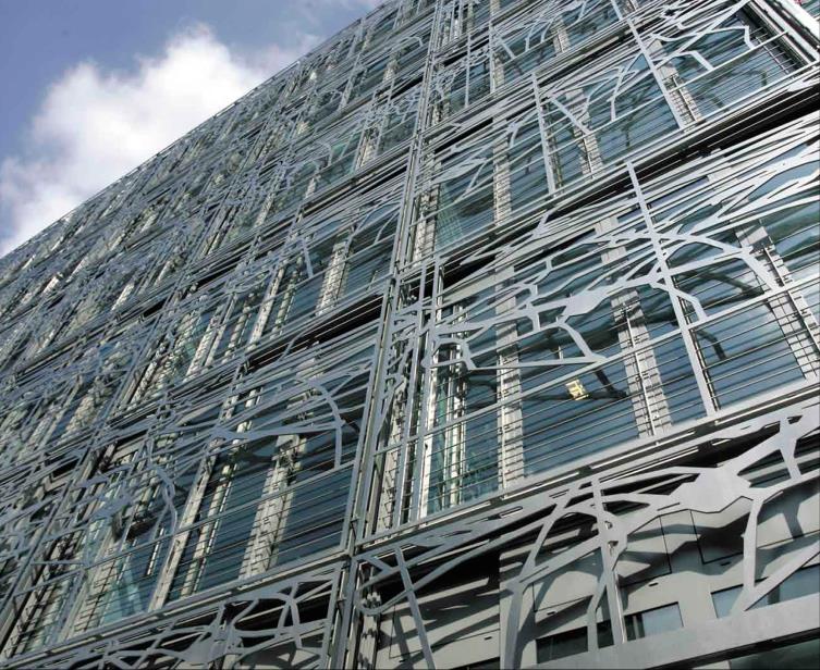Nowe materiały stalowe dla Architektów {3} URANUS 35N Paris Ministry