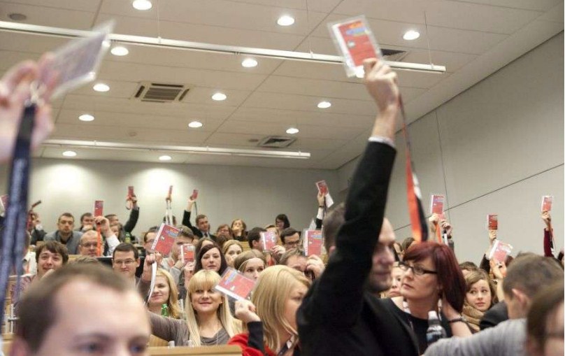 dla nas sprawach. Na biez ąco relacjonowac będziemy działania Krajowej Reprezentacji Doktoranto w, przekazywac informacje o pojawiających się inicjatywach i toczących się pracach.