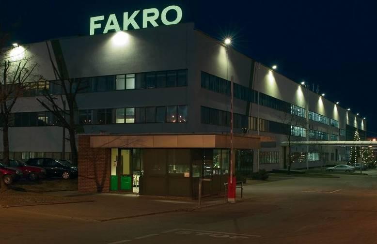 Firma FAKRO FAKRO jest prywatna firmą rodzinną powstałą w 1991 r. Właścicielem oraz prezesem jest Pan Ryszard Florek.