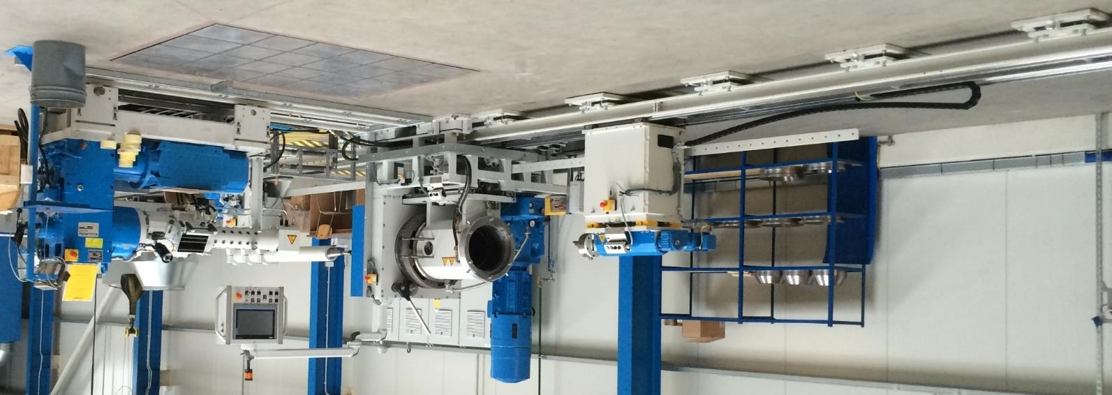 INNOWACJA TECHNOLOGII - LINIA EXTRUDER Linia produkcyjna do pokrywania gumą rdzeni metalowych / tulei formowych, której zastosowanie zapewnia: automatyzacje procesu nakładania mieszanki wielkoseryjną