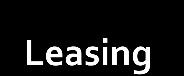 Leasing operacyjny nie jest wliczany do wartości aktywów bilansowych, co wpływa na polepszenie wskaźnika ROA (return on assets - stosunek zysku do aktywów) - suma aktywów nie ulega zmianie przy