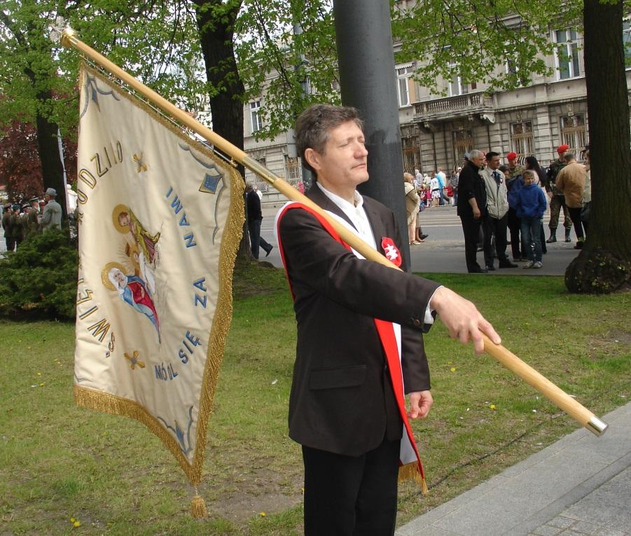 Celem niniejszego opracowania jest ujednolicenie postępowania pocztów sztandarowych, a także przestrzeganie ustaleń i