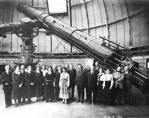 Największe refraktory: Yerkes Observatory Największe teleskopy