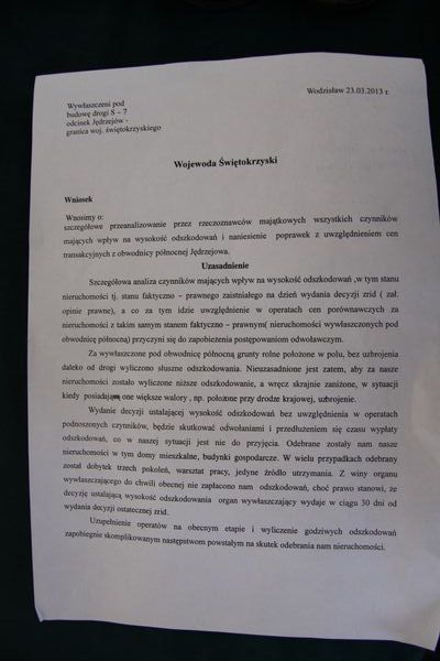 Radio Kielce: Mieszkancy Wodzisławia protestują przeciw zanizon... http://www.radio.kielce.pl/print,,mieszkancy-wodzislawia-protest.