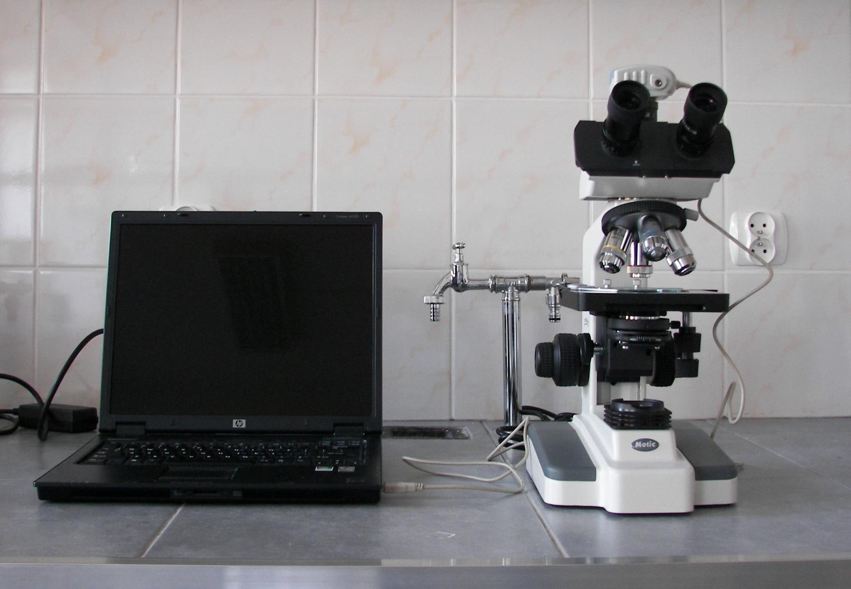 Nasze laboratoria i pracownie Mikroskop Motic serii B1-220 A Wysokiej klasy mikroskop optyczny,