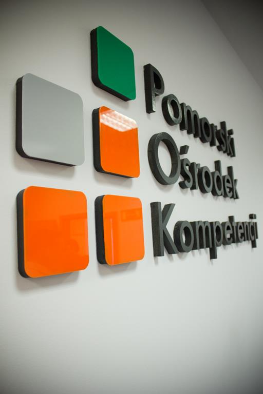 Innowacje w poradnictwie zawodowym Cel projektu Rozszerzenie zakresu usług poradnictwa zawodowego publicznych służb zatrudnienia poprzez wdrożenie m.