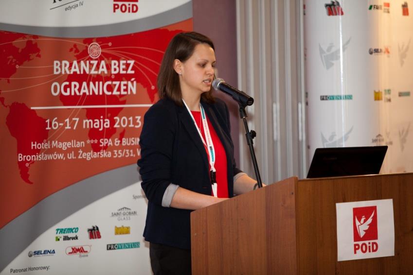 1. dzień Kongresu Czwartek, 22 maja: 11:00 rozpoczęcie Kongresu Przywitanie Prezesa Związku Polskie Okna i Drzwi Janusza Komurkiewicza Wystąpienie otwierające: Nowe trendy w internacjonalizacji