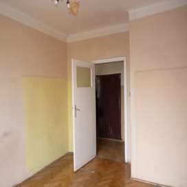 Opis przedmiotu wynajmu: Lokal mieszkalny Nr 63 usytuowany na 2 piętrze budynku Poczty Polskiej S.A w miejscowości Warszawa przy Pl. Szembeka 1, o powierzchni użytkowej 50,10 m².