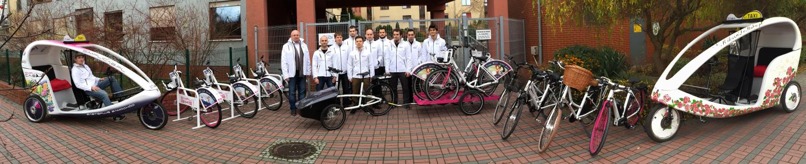 Zespół Zespół firmy simpligo sp. z o.o. tworzą ludzie z dużym doświadczeniem w zakresie systemów alternatywnych środków komunikacji i transportu. SimpliBIKE sp. z o.o. została założona przez SimpliGO w celu realizacji systemów publicznych wypożyczalni rowerów.