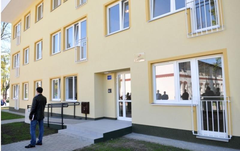 Podgórz Inwestycje i remonty Gminne budownictwo mieszkaniowe: budowa budynku przy ul.