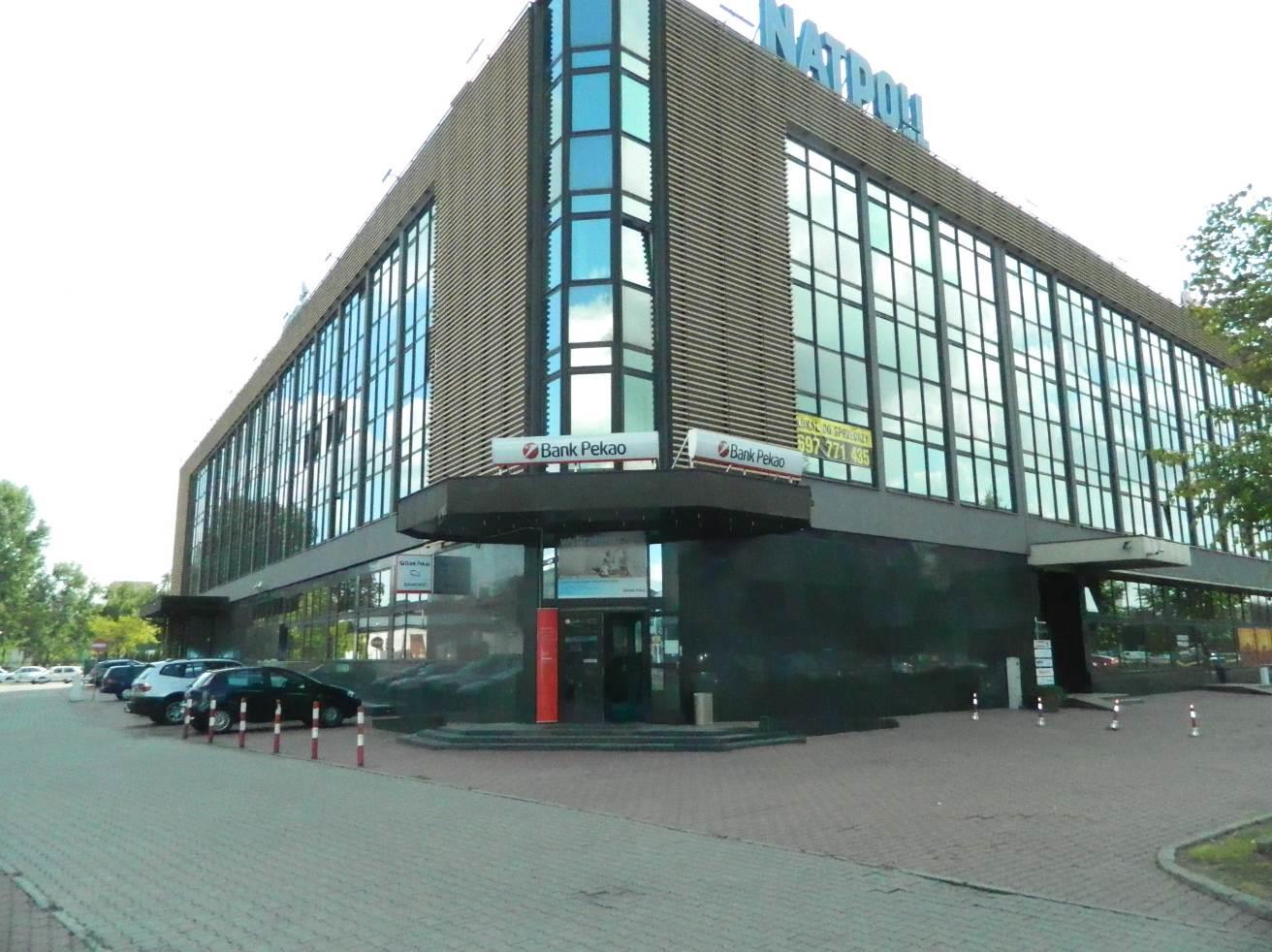 Migdałowa 4 Cena wywoławcza ww. nieruchomości wynosi 11.000.