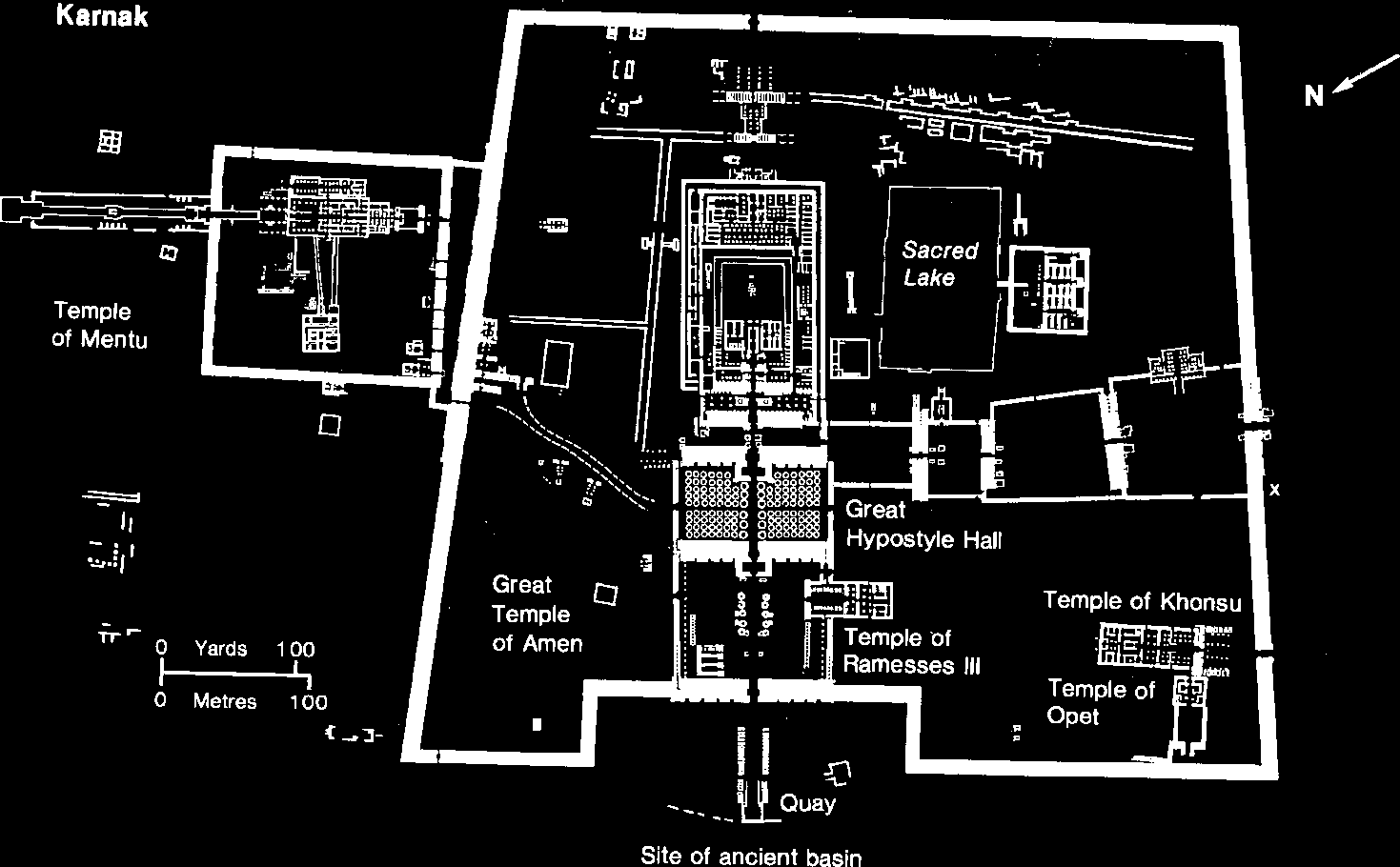 Wielka Świątynia Amona w Karnaku Zespół Szkół Plastycznych w Gdyni W Karnaku znajduje się zespół świątyń wzniesionych w różnym czasie, poświęconych bogom tebańskim.
