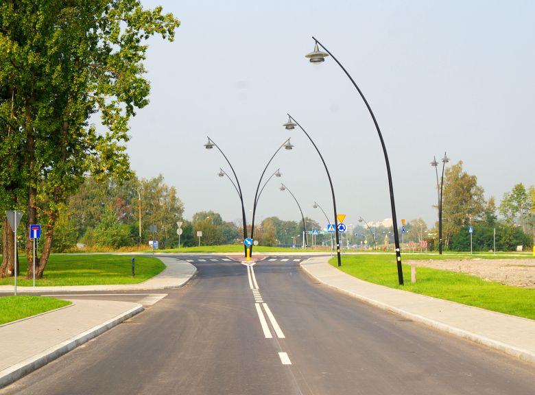 3) Inwestycje drogowe w Jaworznie, program Miasto Twarzą do Autostrady (MTdA) - Prezydent Miasta podpisał umowę, na mocy której Jaworzno otrzyma 16 mln zł dofinansowania na realizację piątego etapu