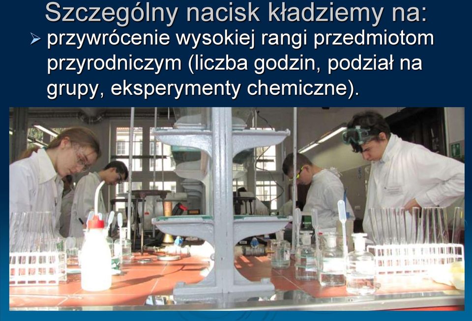 przedmiotom przyrodniczym (liczba