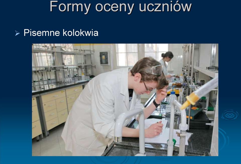 uczniów