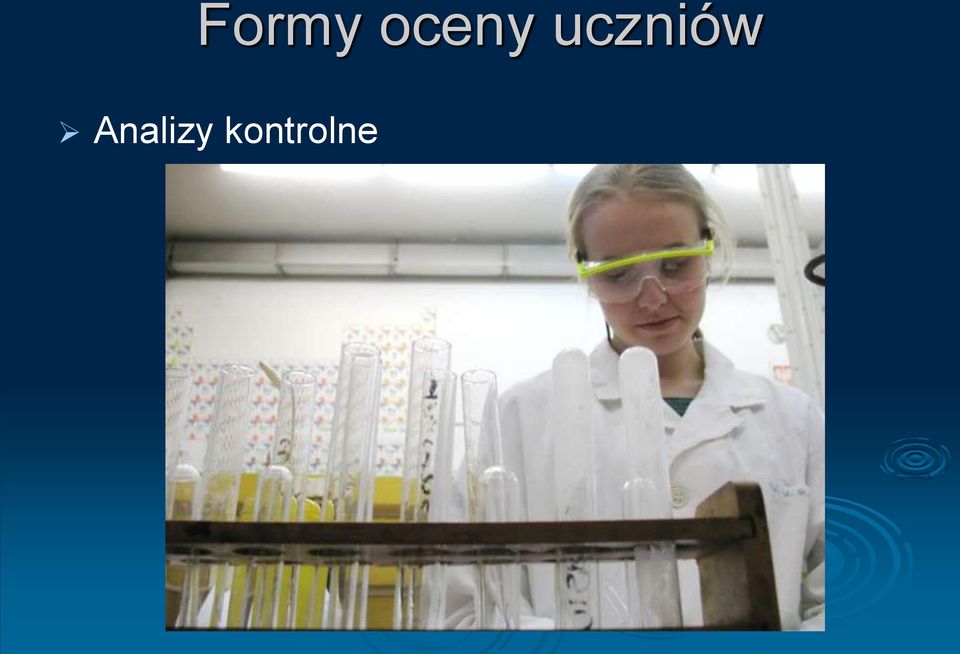 uczniów