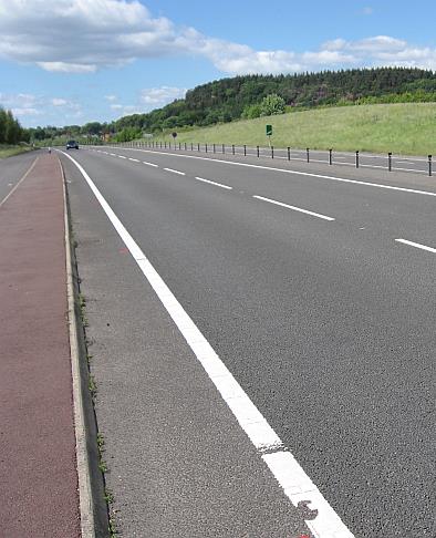 Trwałość nawierzchni asfaltowych Maksymalne dopuszczalne obciążenia osi pojedynczych w Polsce wynosi: 115 kn, 100 kn i 80 kn w zależności od rodzaju drogi publicznej.