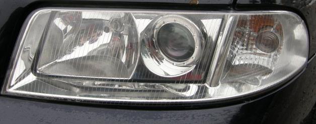 Badania przeprowadzono także dla reflektora Audi A4 wyposażonego w konwencjonalne źródła światła typu H4 również w zakresie temperatur od -30 o C do +40 o C.