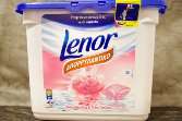449. Perwoll 1,5l 20p Niemiecki żel do prania tkanin kolorowych 1,5L, 20prań Brillante Farben (kolor) Pflege fur Feines 16p (wełna) 8szt w kartonie 13,99 PLN 456.
