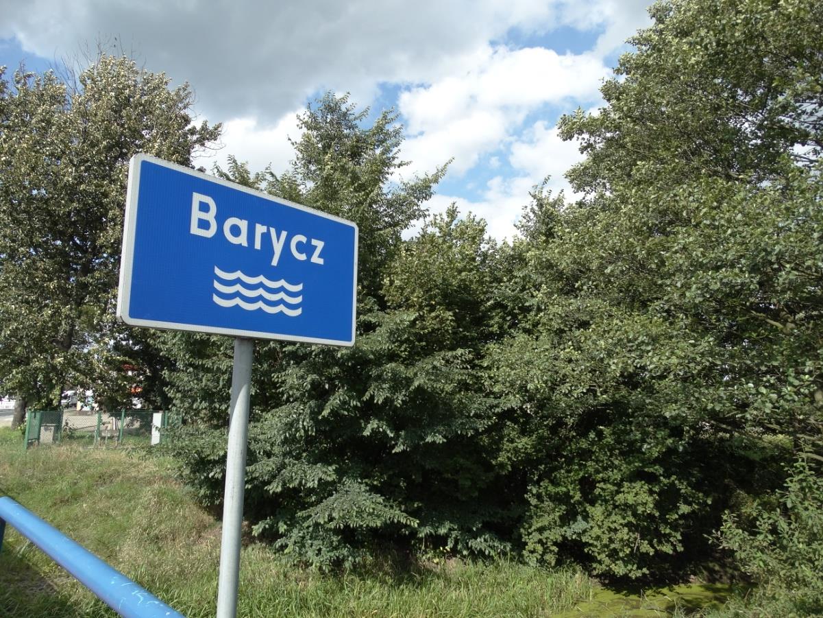 Swoje źródło ma koło Ostrowa Wlkp. Liczy ona 135,5 km!