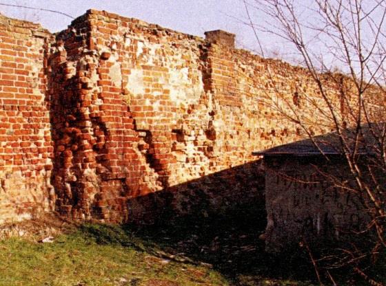 Obwarowania miejskie Choszczno, gm. loco, rej. zab. 245/79 Wykonanie prac konserwatorskich, restauratorskich i robót budowlanych etap I część północno-zachodnia.