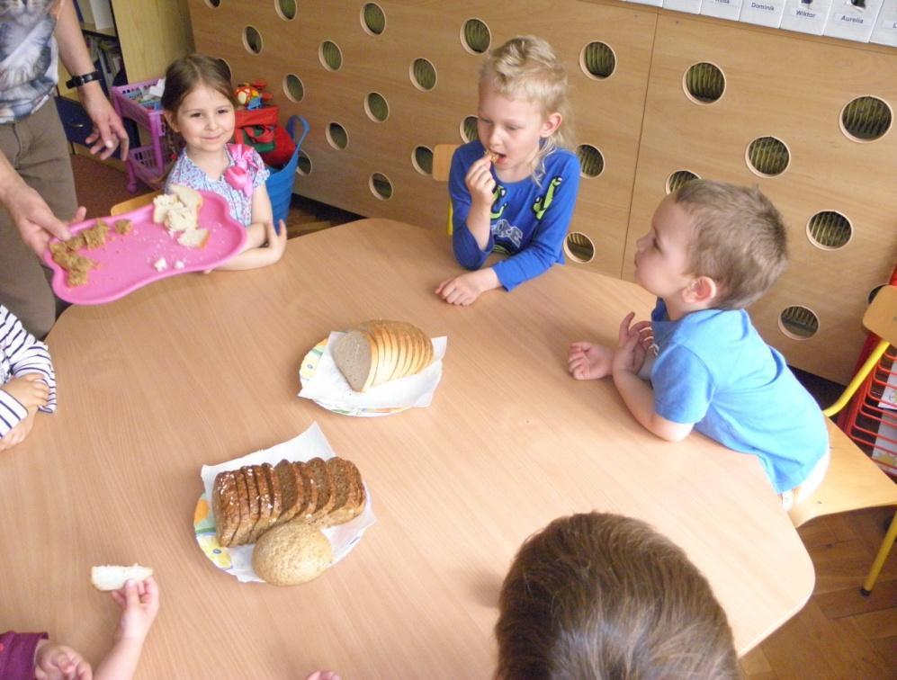 Poznanie smaku chleba z różnej mąki - poznawanie i