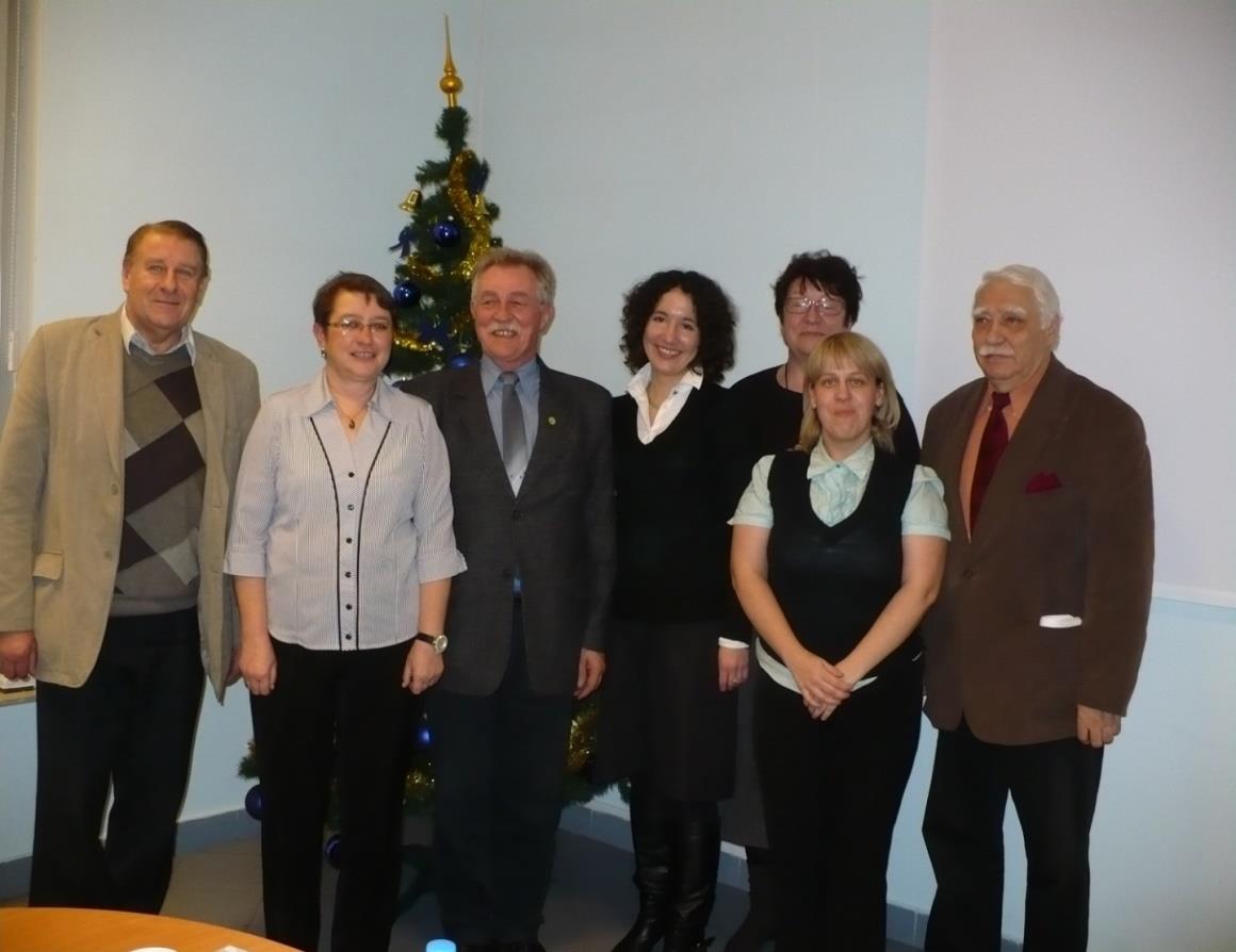 PREZES Jolanta Olejko V-CE PREZES Dorota Rajkiewicz V-CE PREZES Tadeusz Potasiński SEKRETARZ Elżbieta