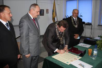 partnerskiej pomiędzy