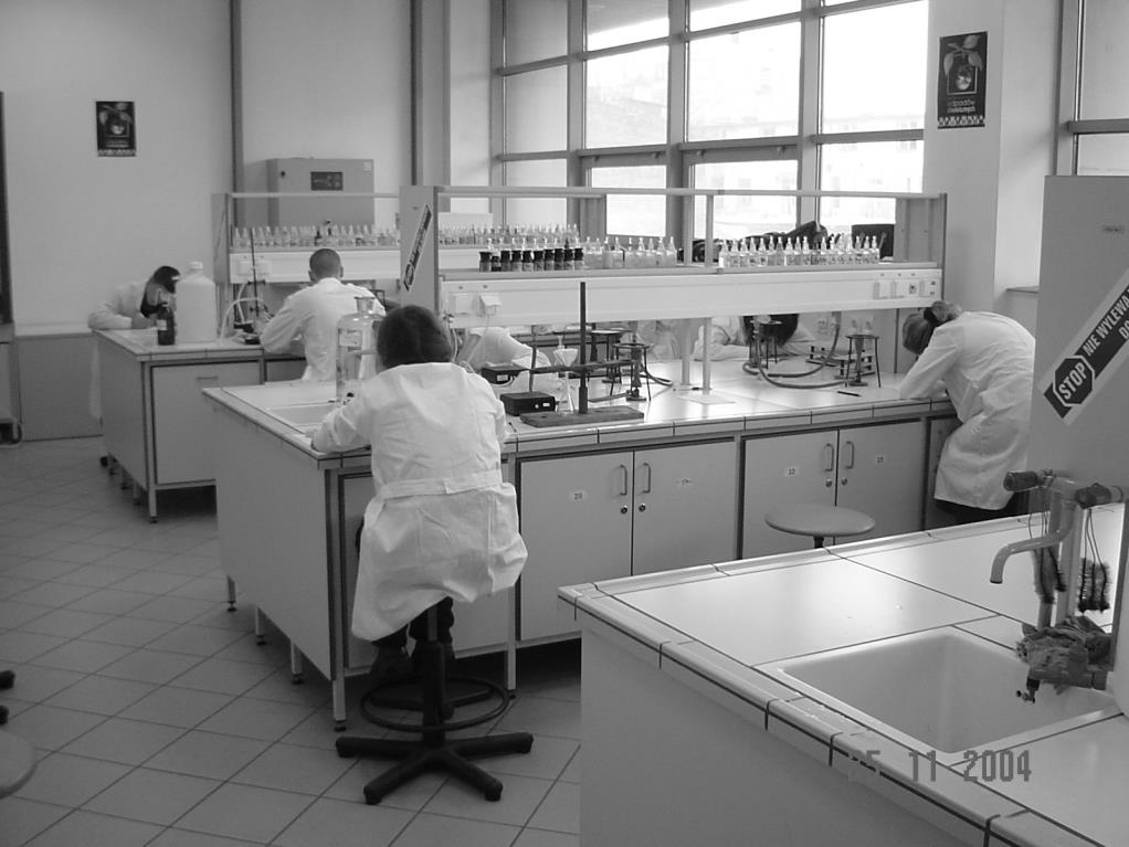 DZIAŁANIA KORYGUJĄCE I PREWENCYJNE ŚRODKI OCHRONY OSOBISTEJ Sale