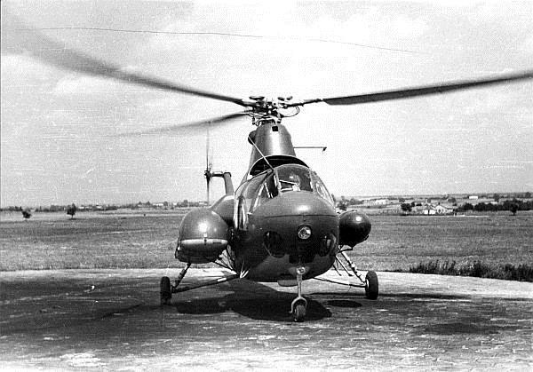 1956 ŚMIGŁOWCE PRODUKCYJNE SM-1 oznaczenie NATO: HARE 1954 Decyzja o rozpoczęciu produkcji licencyjnego śmigłowca SM-1 (Mil-1). Rozpoczęcie produkcji w 1956 roku.